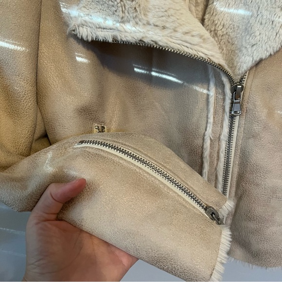 Forever 21 Beige Suede Moto Jacket - Picture 5 of 7